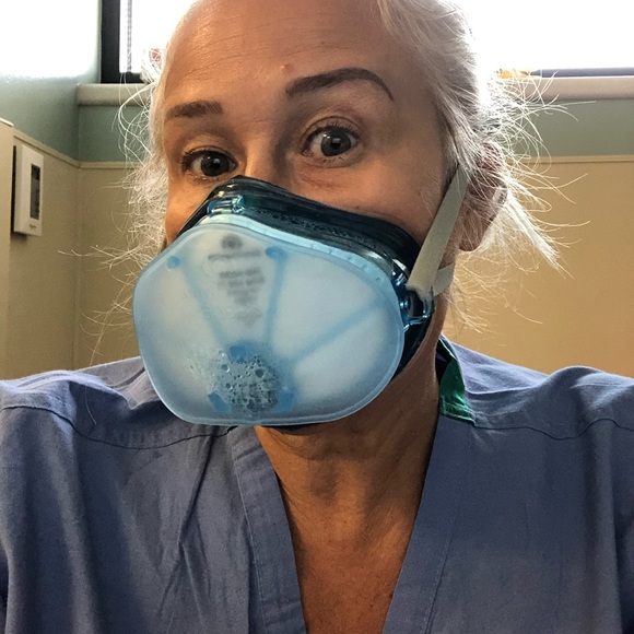 Poshmark Ambassador Sherry Berry - Picture 4 of 15